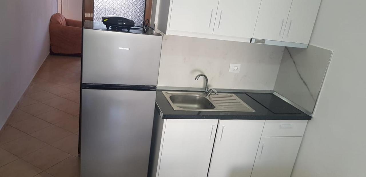 קסאמיל Apartments Villa Dovinefa מראה חיצוני תמונה