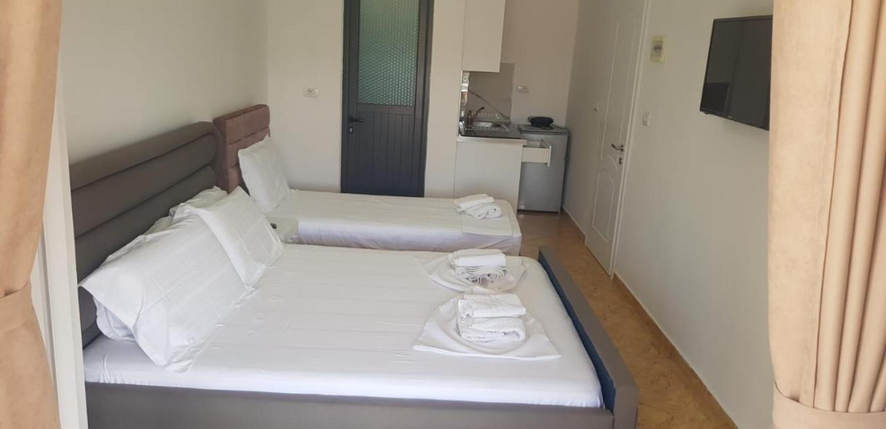 קסאמיל Apartments Villa Dovinefa מראה חיצוני תמונה
