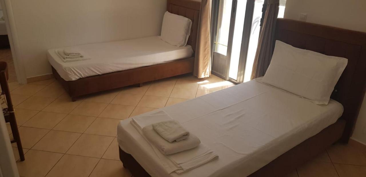 קסאמיל Apartments Villa Dovinefa מראה חיצוני תמונה